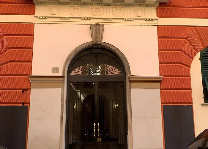 Colombo House E L'isola Che Non C'e * 제노바