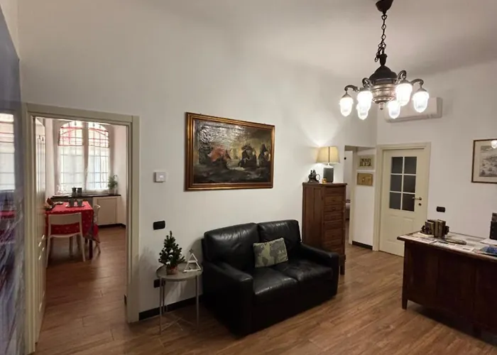 Colombo House E L'isola Che Non C'e *